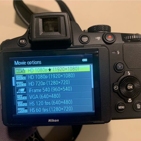 Nikon COOLPIX P510 16.1 MP Digital Camera - 42x Optical Zoom, Full HD + Case - Picture 12 of 15